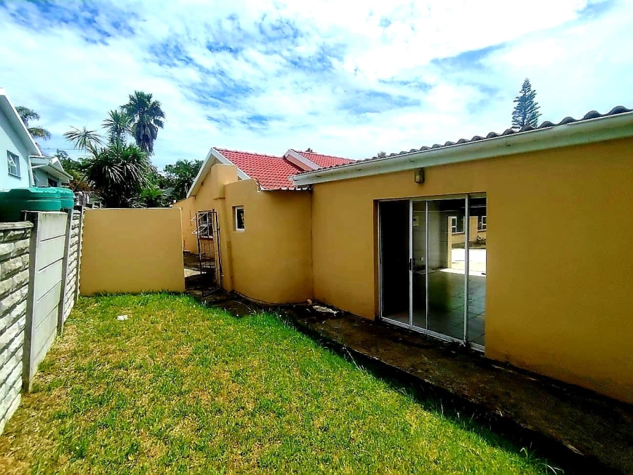 5 Bedroom Property for Sale in Beacon Bay Eastern Cape